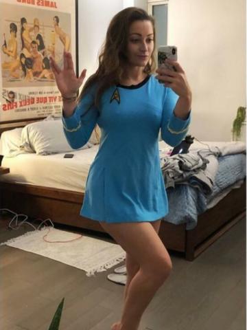 Яна